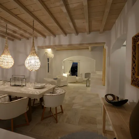 Villa Crystal With Private Pool By Diles Hulákia