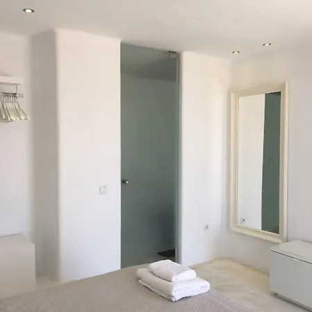 Willa Crystal With Private Pool By Diles Houlakia (Mykonos)