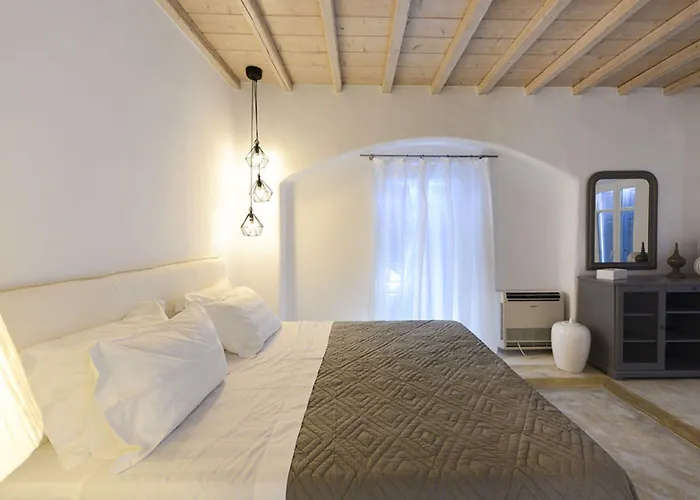 Villa Crystal With Private Pool By Diles *