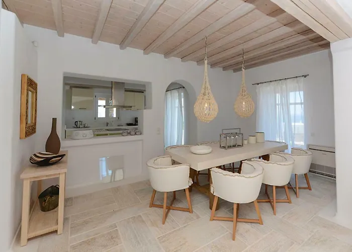 Villa Crystal With Private Pool By Diles